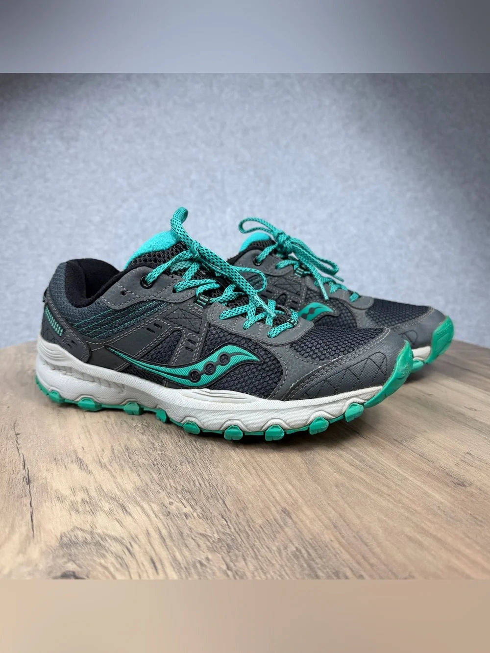 Saucony Grid Raptor TR 2 Women's Size 7.5 Grey Teal Hiking Trail Running Shoes